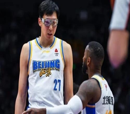 上海男籃VS北京首鋼！懷特塞德缺席，洛夫頓不打，央視直播