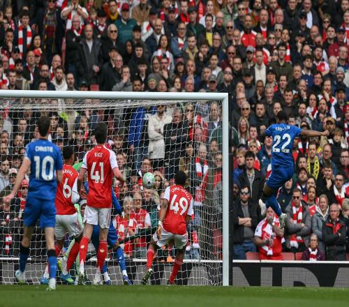 從被打進(jìn)的兩個(gè)丟球，看看阿爾特塔和阿森納有多擰巴