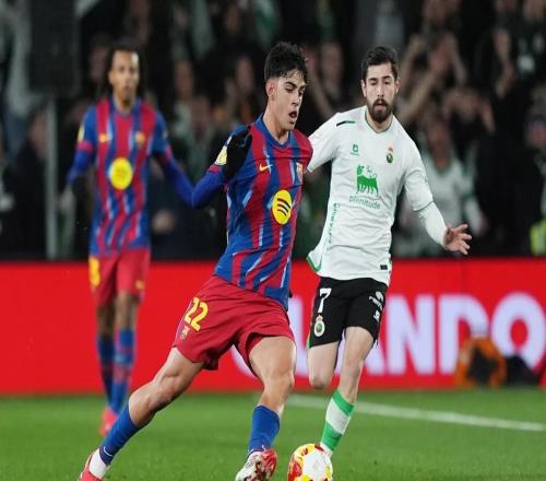 弗里克把傷員塞進(jìn)大名單，巴薩中場(chǎng)只剩2個(gè)靠譜選項(xiàng)