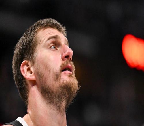 約基奇場均29+13+10刷爆歷史，NBA用了78年等來第一個三冠王