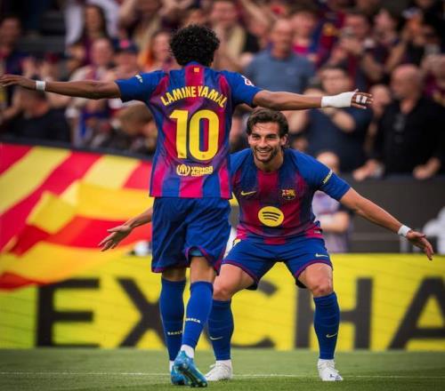 歐冠02絕境！巴薩全隊(duì)出征馬德里：亞馬爾領(lǐng)銜堅(jiān)信翻盤