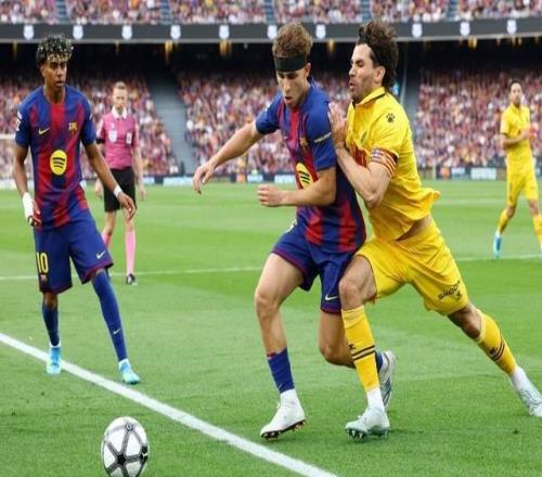 諾坎普6萬人嗨翻！贏下德比還不夠，巴薩球迷高呼逆轉(zhuǎn)馬競