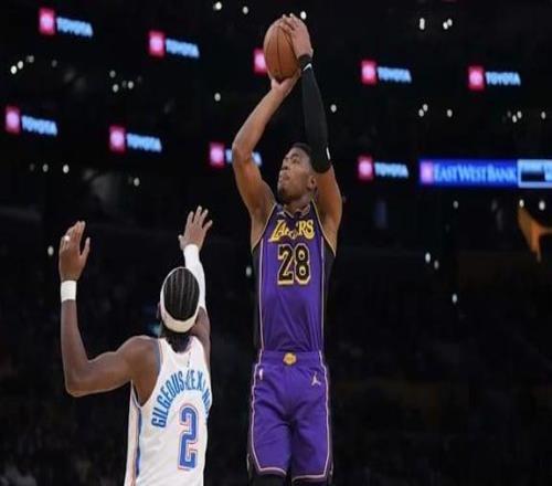 湖人球迷集體裝睡：50勝球隊(duì)打比賽，評(píng)論區(qū)像葬禮現(xiàn)場(chǎng)