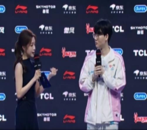 賽后采訪Viper：ON薩勒芬妮的大招很漂亮，但可惜我是艾希沒有AOE