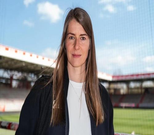 德甲女帥男兵！埃塔執(zhí)教柏林聯(lián)合，成為五大聯(lián)賽首位女性主教練