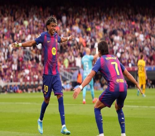 弗里克把《足球教練》搬進(jìn)更衣室，02落后還要"相信"