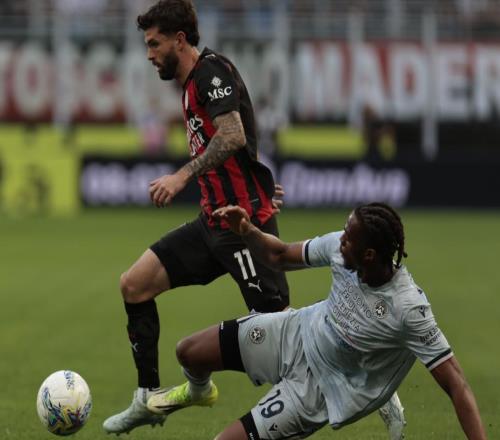 一場(chǎng)03，爆出大冷門，阿萊格里不敢相信，4場(chǎng)3負(fù)，被國(guó)米甩開