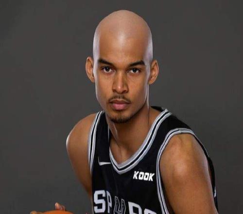 62勝！文班把圣城從廢墟帶回GDP時代