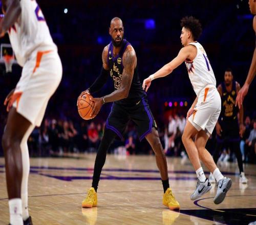 詹姆斯能否出戰(zhàn)對陣爵士隊的比賽湖人隊仍有機(jī)會鎖定西部第3