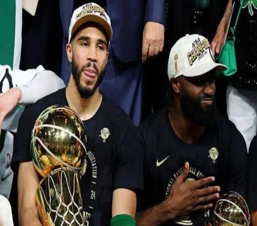 綠軍若季后賽失利將拆散雙探花用其中一人去交易字母哥