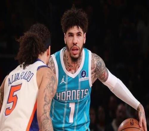 三球19+7麥克布賴德21分黃蜂客場(chǎng)大勝尼克斯