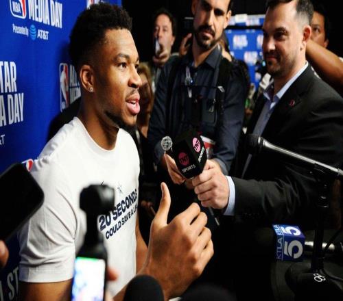 雄鹿隊字母哥問記者：錢對我毫無意義，重要的是勝利，你會怎么做