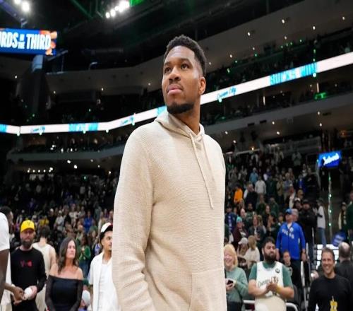 里弗斯甩鍋球員后，32勝50負(fù)的雄鹿徹底崩盤