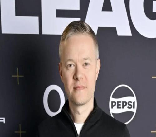 交易金額為七位數(shù)，內(nèi)維爾的媒體公司收購了馬金橋的視頻頻道