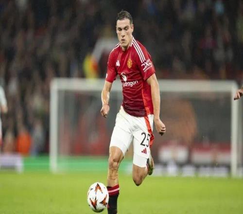 斯基拉丨門德斯將烏加特推薦給米蘭