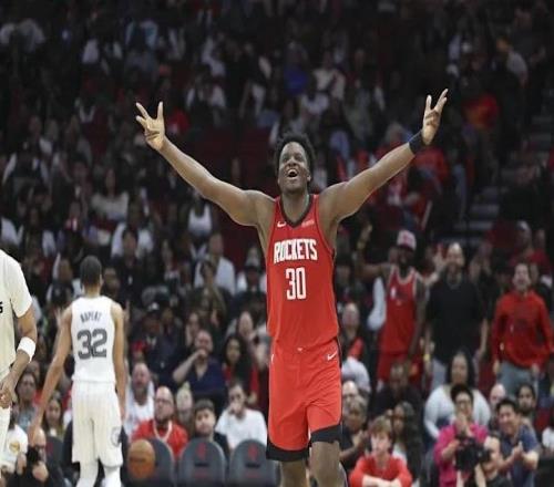 12年生涯首記三分：卡佩拉的數據狂飆夜