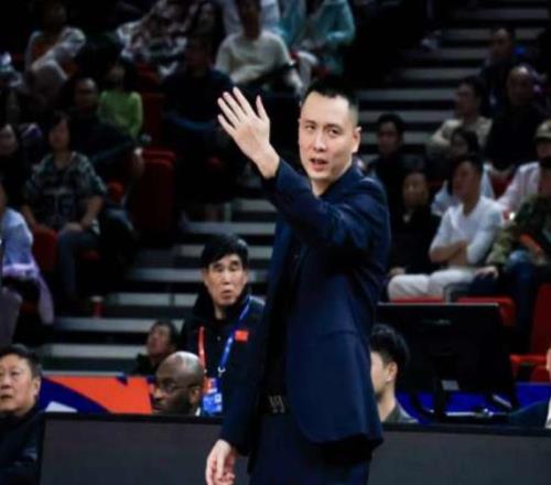 0分3失誤！生死時(shí)刻連續(xù)犯錯(cuò)，41歲少帥，末節(jié)啟用1人，險(xiǎn)釀大禍