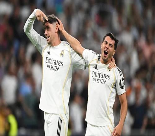 歐冠生死戰：皇馬中場最后一張牌該打誰