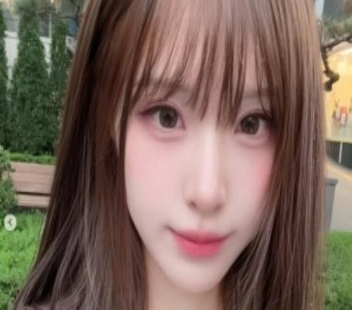 尺帝糊涂啊！Ruler前女友更新INS照片：好喜歡...