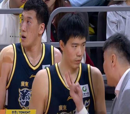 廣東隊(duì)迎來(lái)好消息！焦泊喬正式投入訓(xùn)練，近日將復(fù)出