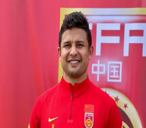 艾克森已做出重要決定!事關他2026年何時重返中國足壇,引發熱議