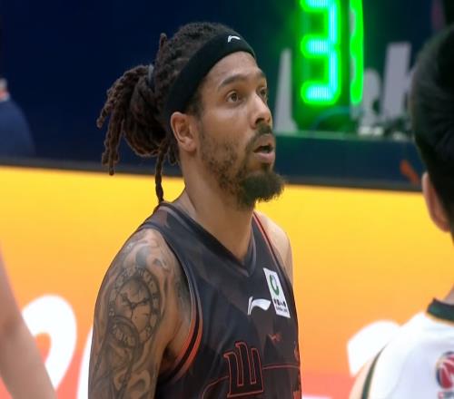 山東男籃主場負遼寧，吞下三連敗苦果，四名球員一分未得