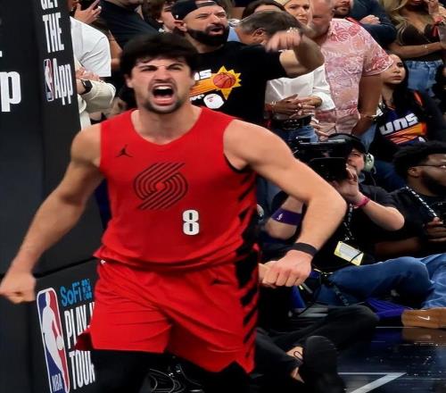 114110逆转！附加赛首场下克上诞生马刺对手出炉文班40难了(图10)