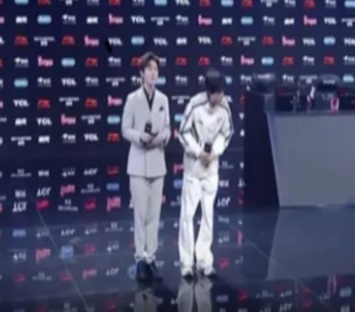 Shanks：感覺自己這六年心態(tài)變更好了，不變的是自己還在打比賽