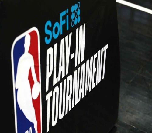 少見，裁判受傷離場，勇士對陣快船的附加賽比賽中發(fā)生的