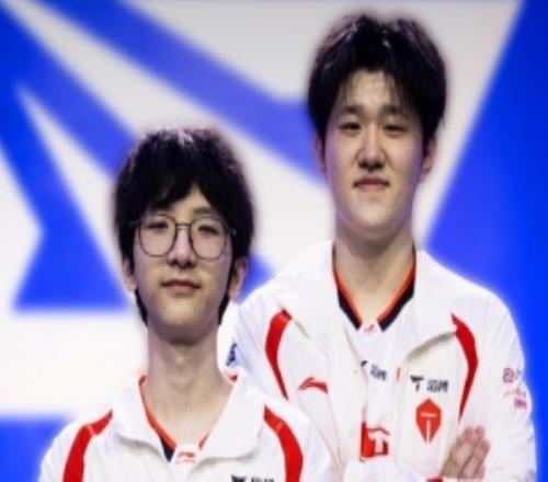 LPL官方曬ZUIAN和fengyue合照：我劍也未嘗不利！