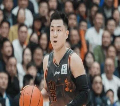 4連敗后！43歲少帥又遇“魔鬼賽程”，剩3場比賽，對手全是狠角色