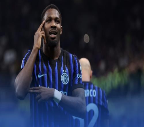 國米30完勝卡利亞里：小圖巴雷拉破門，藍黑軍團即將奪取獎杯