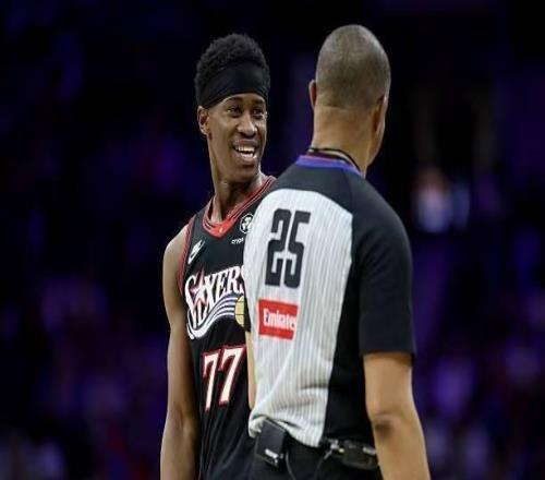 超高的成熟度！76人后場新秀即使手感平平也能夠起到巨大的作用