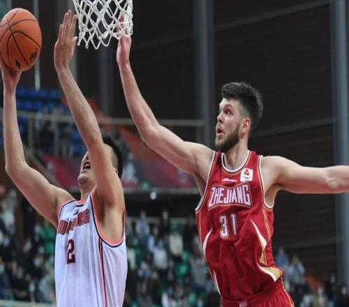 CBA男篮最新动态！带来北京男篮新小外援，辽宁男篮大外援以及广东男篮新大外援的最新消息