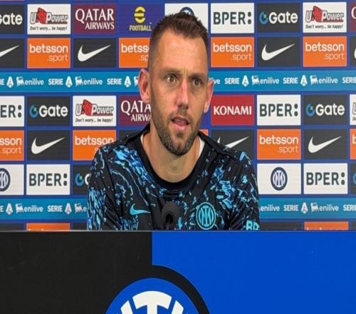 德弗賴：上賽季很精彩但失望也很多，這賽季我們更加渴望冠軍