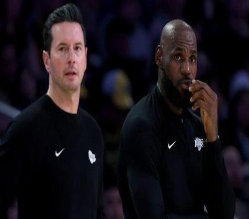 雷迪克：偉大球員都癡迷在聚光燈下表現詹姆斯就是其中之一