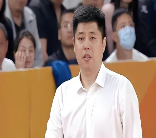 CBA焦點戰！15日19點35分！CCTV5+直播表，潘江力爭季后賽資格