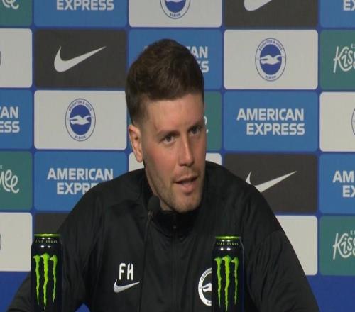 許爾策勒：德澤爾比對布萊頓產生巨大的影響，值得稱贊