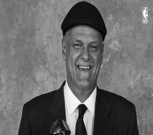 68歲籃壇巨星隕落！曾是科比童年偶像，奧運會歷史總得分王