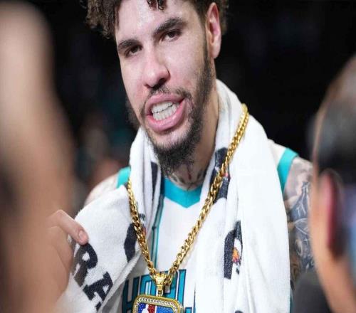 黃蜂隊拉梅洛鮑爾回應(yīng)絆倒熱火隊阿德巴約：賽后我就試著和他說話