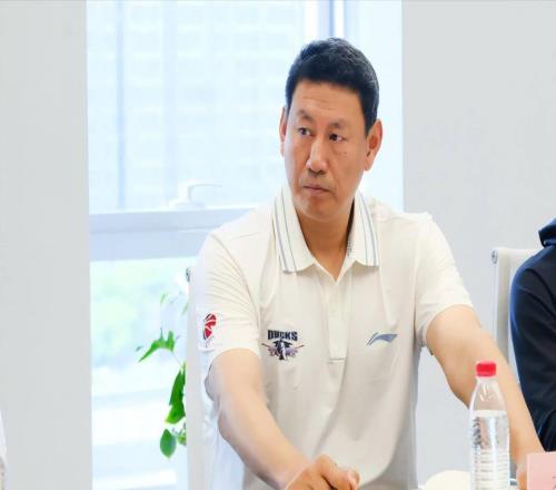 三年了，李楠解禁！今晚正式回歸CBA