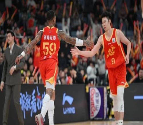 CBA最新消息！山東男籃裁掉斯蒂爾，浙江廣廈替換塔克