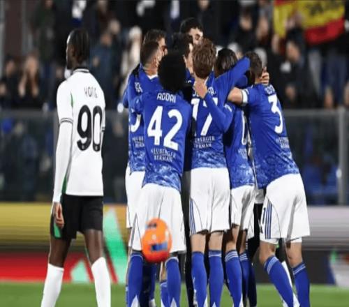 科莫爭四夢碎！薩索洛21掀翻黑馬，國米30狂飆奪冠倒計時