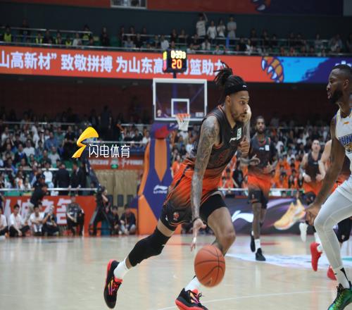 山東高速男籃不敵北京遭遇五連敗克里斯談失利：球隊需要正能量