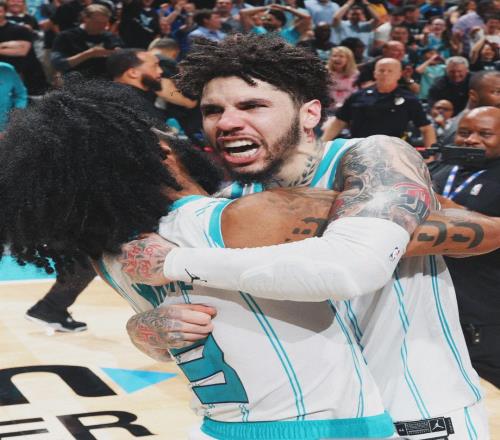 狂输31分！打破历史纪录！连续10年无缘季后赛