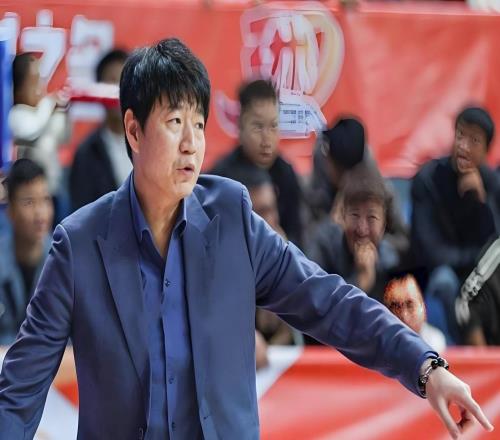 CBA焦點戰(zhàn)今夜打響！17日19點35分！CCTV5直播，邱彪拒絕5連敗