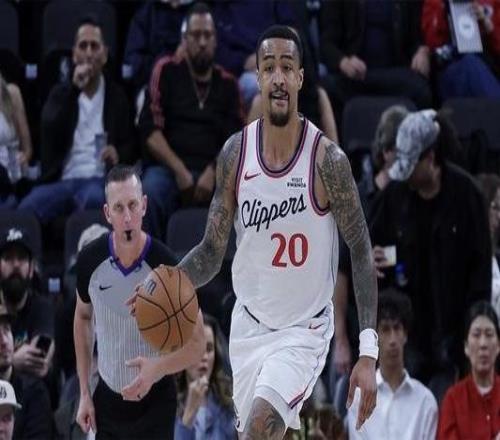 科林斯：這一年經(jīng)歷了很多事情希望自己能繼續(xù)留下來