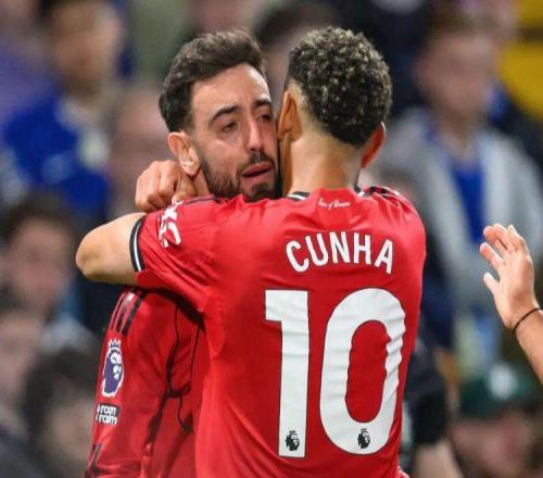 曼聯(lián)10切爾西逼近歐冠！B費助攻庫尼亞制勝，卡里克需謝另外二人