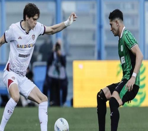 世體：巴薩持續(xù)關(guān)注帕萊斯特拉，已派球探前往意大利進(jìn)行考察