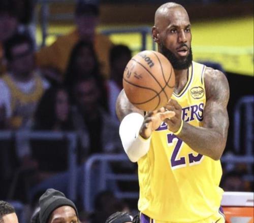 湖人10火箭！老詹談東契奇把話挑明，艾頓說出重點，一點成關(guān)鍵